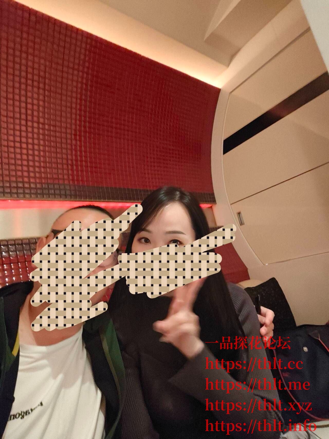 女优合影.jpg