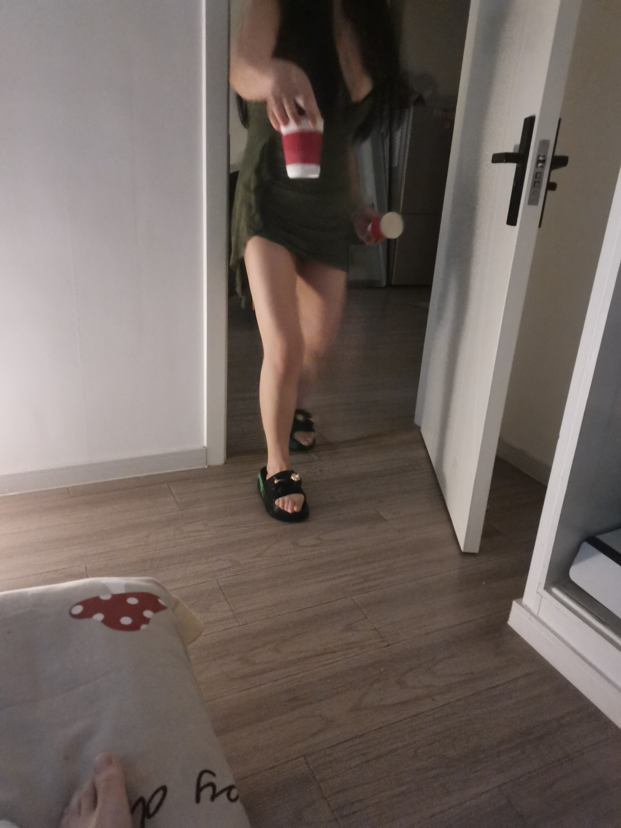 楚楚.jpg